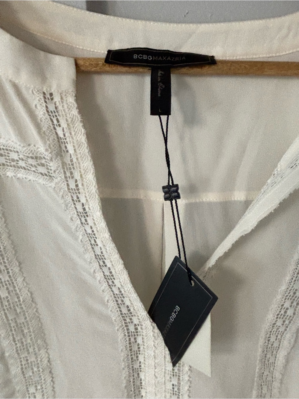 NWT Silk BCBG Off White Lace-Trim V-Neck Blouse - Picture 4 of 9